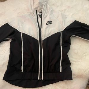 NIKE windbreaker jacket medium